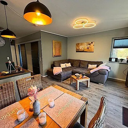 Vier-jahreszeiten-haus-iii-wohnung-8 شقة *